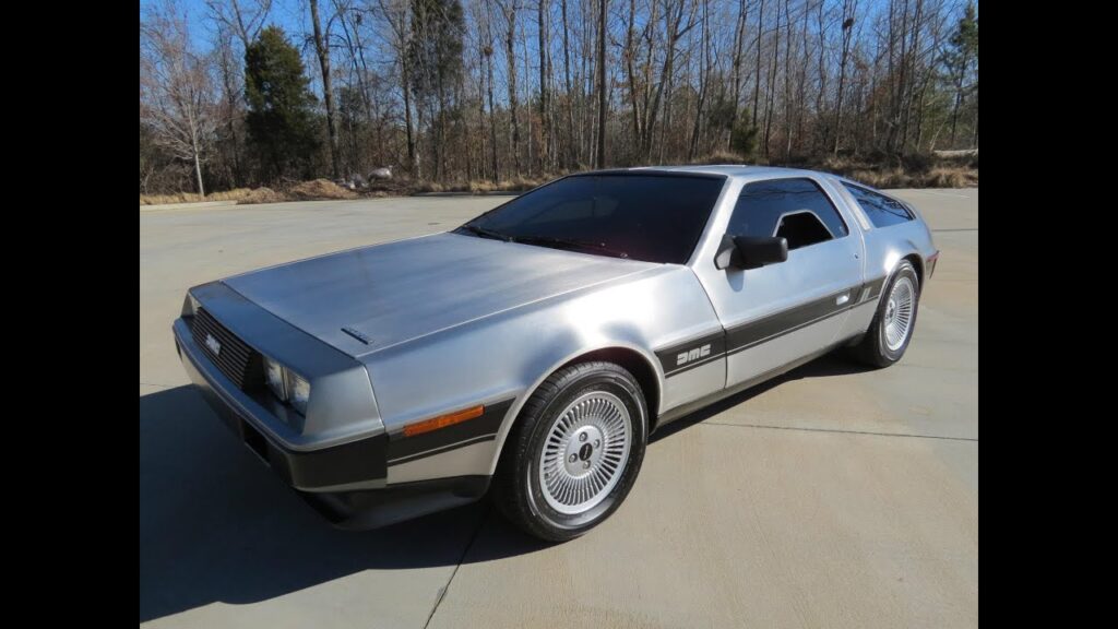 1982 Delorean DMC-12 Start Up, Exhaust, and In Depth Review…. 02-03-2014