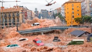 Mass Evacuation in Spain! City washed away after severe flooding in Valencia, bridge collapsed…. 10-30-2024